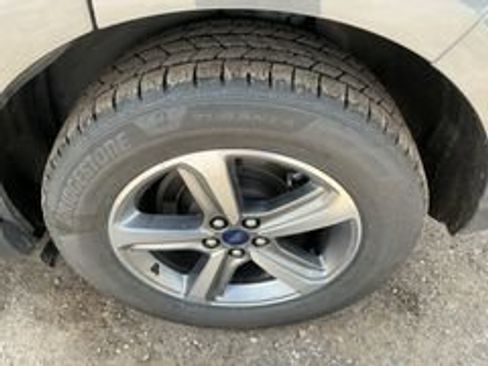 Used 2022 Ford Edge SEL w/ Convenience Package AWD/4WD image 15