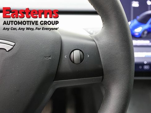 Used 2021 Tesla Model 3 AWD/4WD image 15