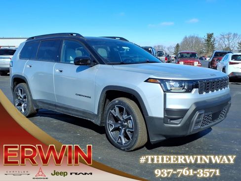 New 2026 Jeep Cherokee Overland w/ Trailer Tow Group image 1