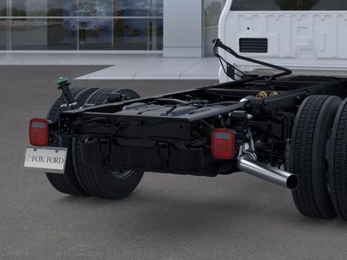 New 2025 Ford F550 4x4 SuperCab Super Duty image 21