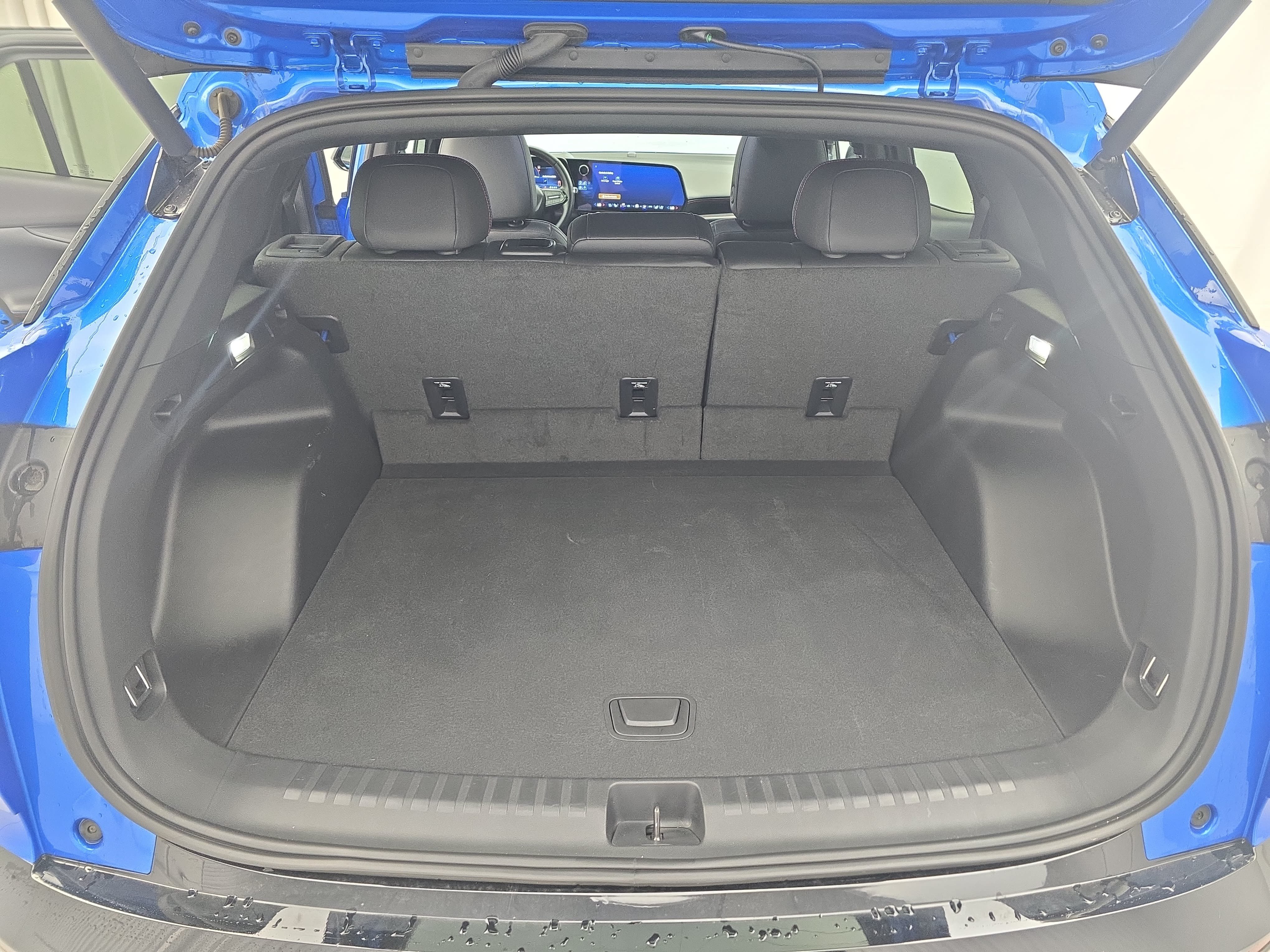 Used 2024 Chevrolet Blazer EV RS RWD image 12
