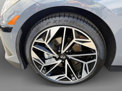 Used 2024 Hyundai Ioniq 6 SEL RWD image 9