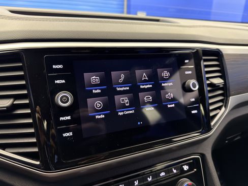 Used 2023 Volkswagen Atlas SE w/ Black Wheel Package image 19