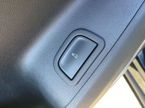 Used 2024 GMC Acadia Denali w/ Super Cruise Package AWD/4WD image 16