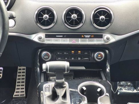 Used 2023 Kia Stinger GT-Line w/ Sun & Sound Package RWD image 14