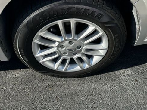 Used 2016 Ford Flex SEL w/ Equipment Group 202A image 9