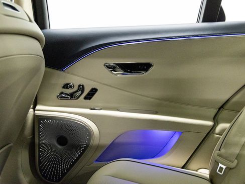 New 2026 Bentley Flying Spur Plug-In Hybrid image 38