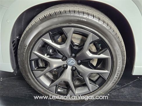 New 2026 Lexus TX 500h AWD image 9