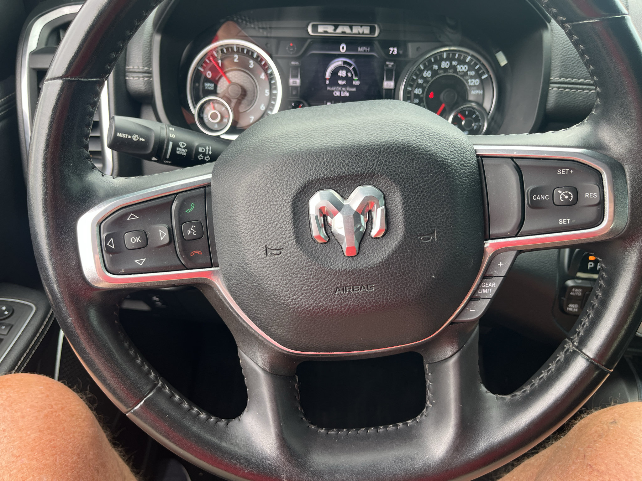 Used 2022 RAM 1500 Laramie w/ Sport Appearance Package AWD/4WD image 18