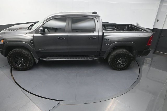 Used 2025 RAM 1500 RHO AWD/4WD image 14