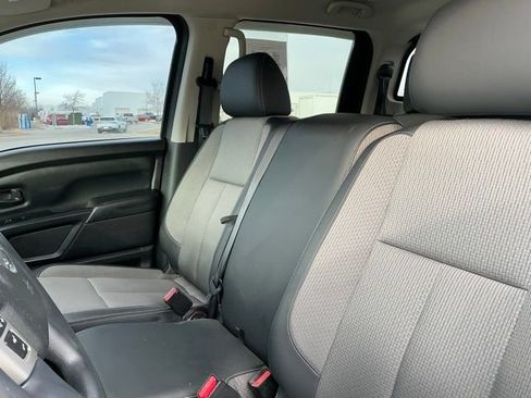 Used 2019 Nissan Titan S w/ S Utility Package image 37