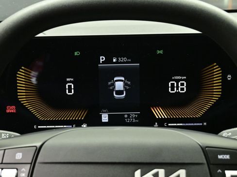 Used 2025 Kia K4 LXS image 7