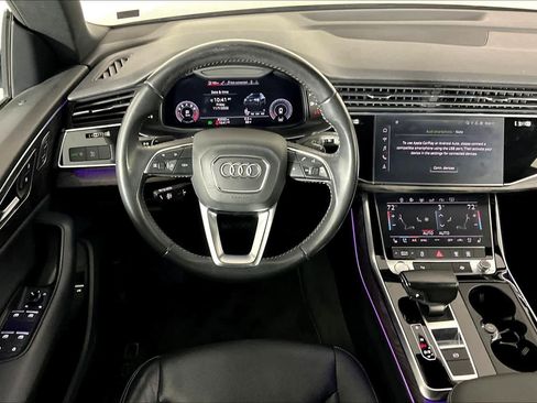 Used 2019 Audi Q8 Premium Plus w/ Premium Plus image 5