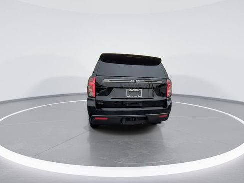 Used 2022 Chevrolet Suburban Z71 w/ Luxury Package image 7