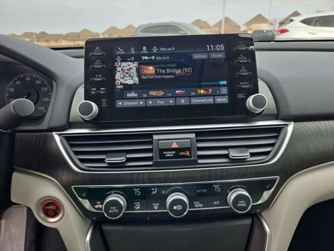 Used 2022 Honda Accord EX-L image 28