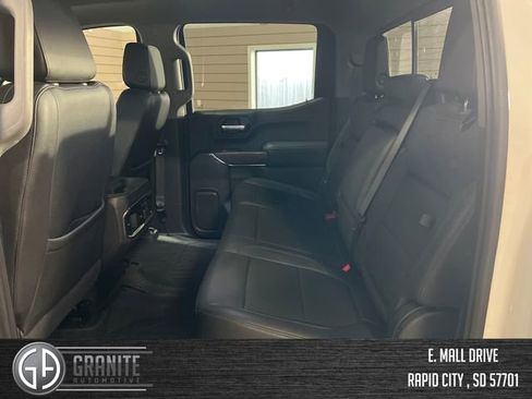 Used 2021 GMC Sierra 1500 SLT AWD/4WD image 23