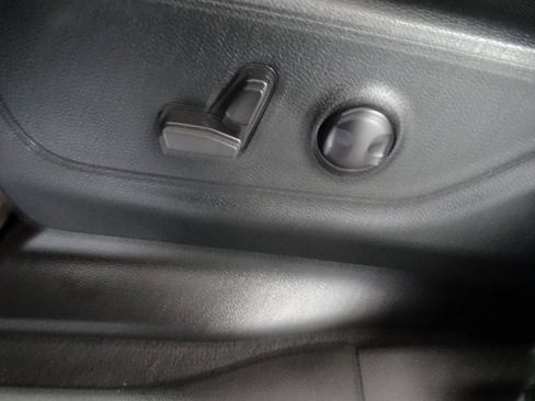 Certified 2025 RAM 1500 Big Horn image 3