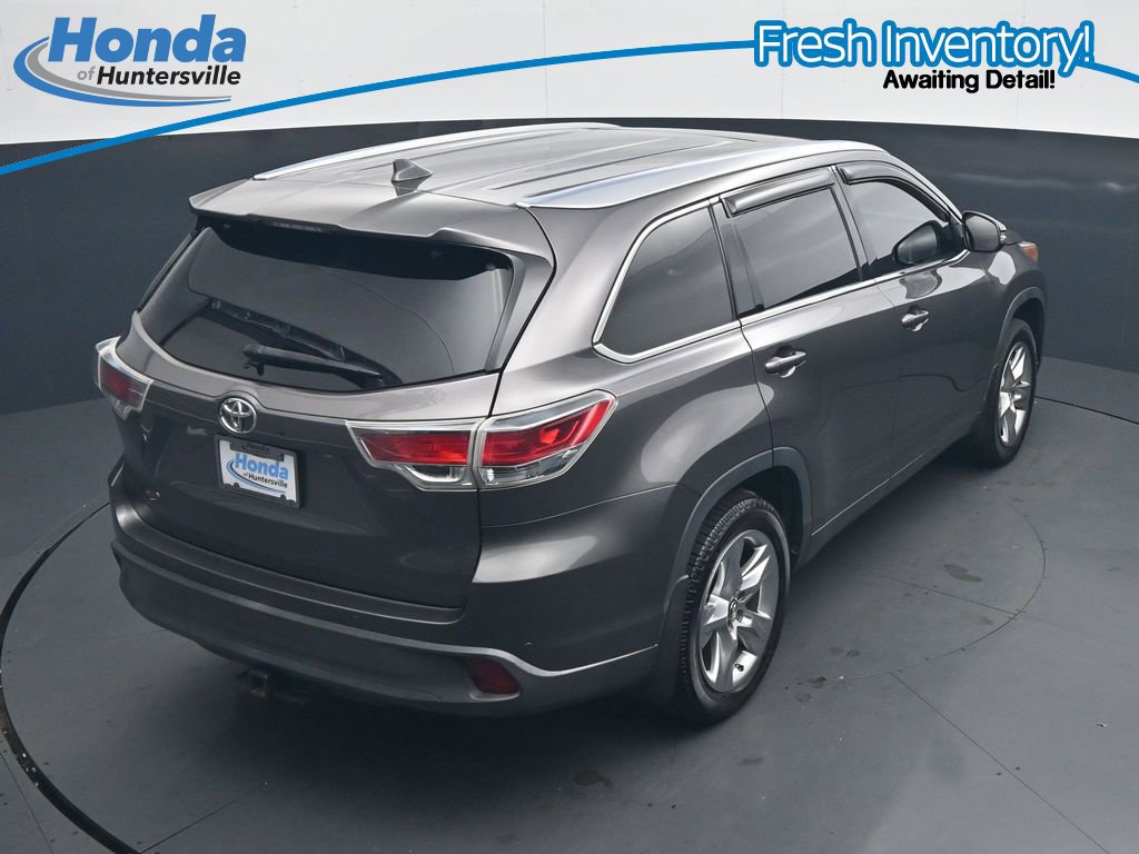 Used 2016 Toyota Highlander Limited AWD/4WD image 32