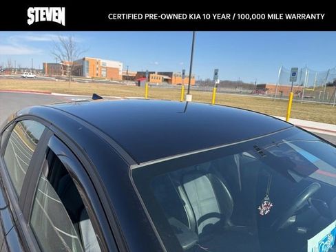 Certified 2021 Kia Forte GT-Line image 11