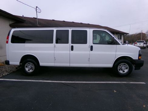 Used 2019 Chevrolet Express 3500 LS w/ Cold Climate Package image 2
