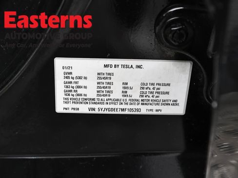 Used 2021 Tesla Model Y Long Range image 34