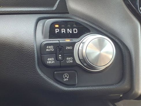 Used 2025 RAM 1500 Laramie image 9