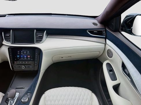 Used 2019 INFINITI QX50 Essential w/ Sensory Package FWD image 19