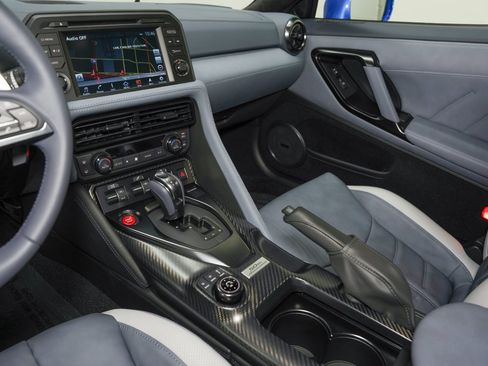 Used 2020 Nissan GT-R Premium AWD/4WD image 44