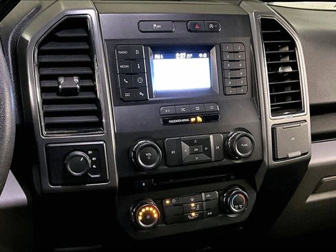 Used 2018 Ford F150 XLT w/ XTR Package image 6