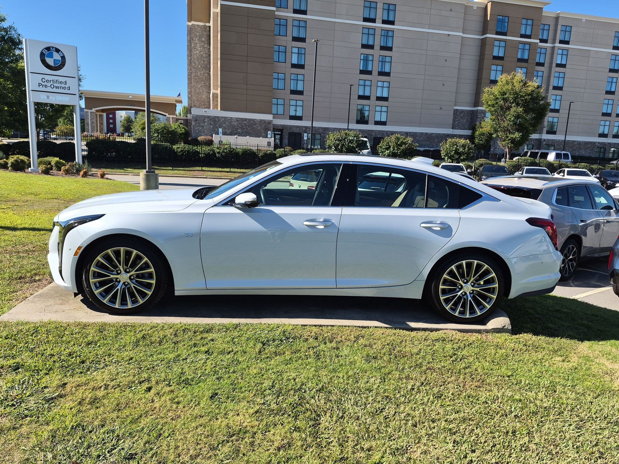 Used 2026 Cadillac CT5 Premium Luxury RWD image 6