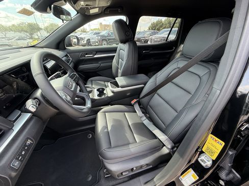 New 2026 GMC Terrain Elevation w/ Elevation Premium Package image 17