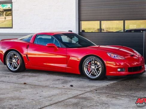 Used 2009 Chevrolet Corvette Z06 w/ Preferred Equipment Group image 57