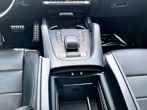 Used 2023 Mercedes-Benz GLS 450 4MATIC image 35