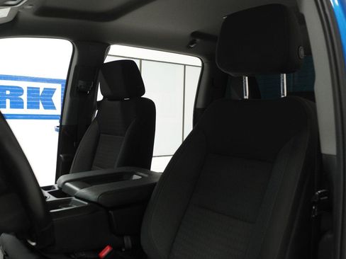 Used 2022 Chevrolet Silverado 1500 LT AWD/4WD image 6