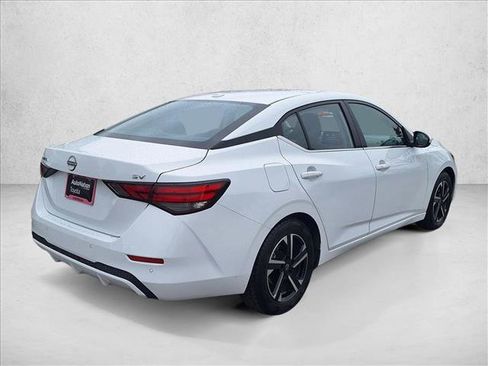 Used 2024 Nissan Sentra SV image 5