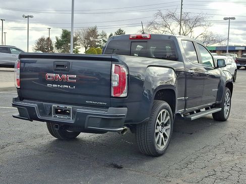 Used 2021 GMC Canyon Denali image 6