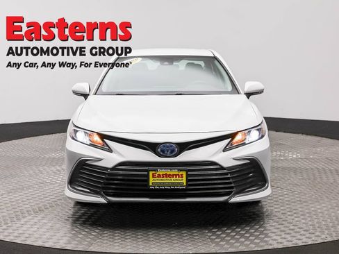 Used 2023 Toyota Camry LE FWD image 2