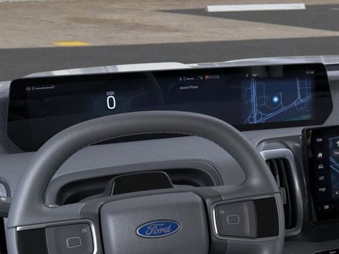 New 2026 Ford Expedition Active image 13