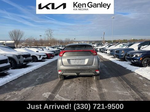 Used 2018 Mitsubishi Eclipse Cross SE image 6