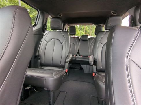 New 2026 Chrysler Voyager LX image 13