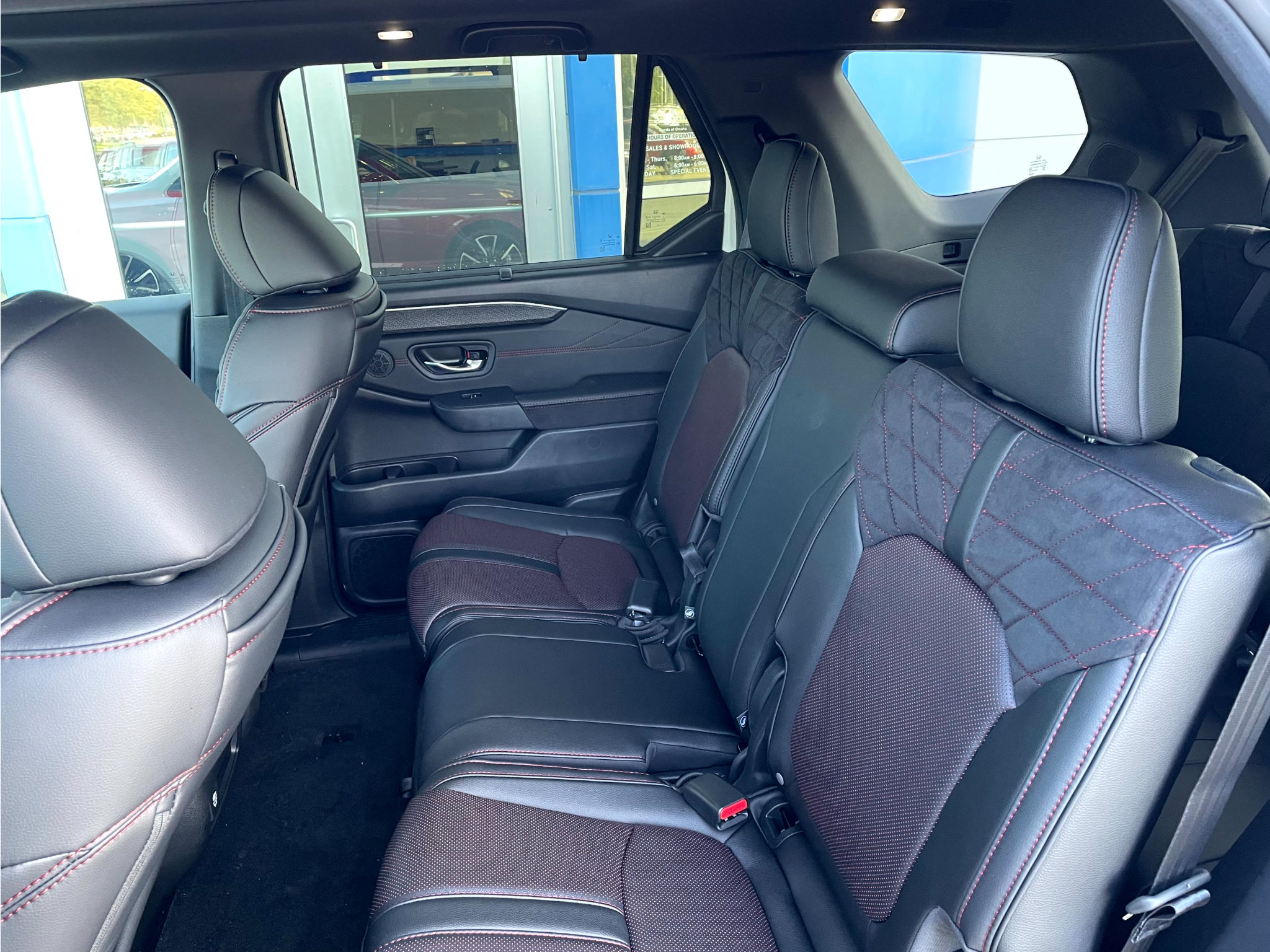 New 2026 Honda Pilot Black Edition image 7