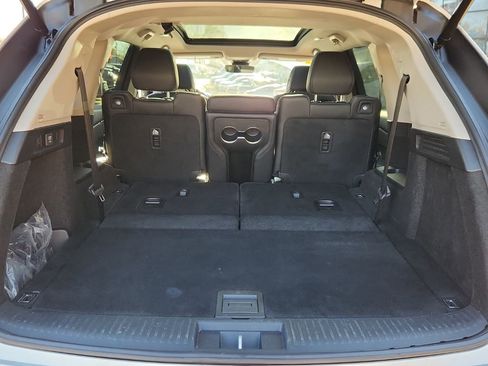 Used 2024 Acura MDX FWD image 17
