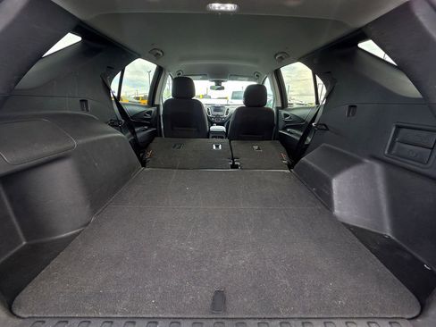 Used 2020 Chevrolet Equinox LT FWD image 9