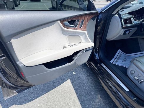 Used 2016 Audi A7 3.0T Prestige w/ Comfort Seating Package AWD/4WD image 8