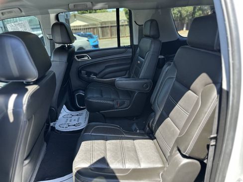 Used 2019 GMC Yukon XL Denali RWD image 25