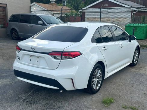 Used 2020 Toyota Corolla LE FWD image 7