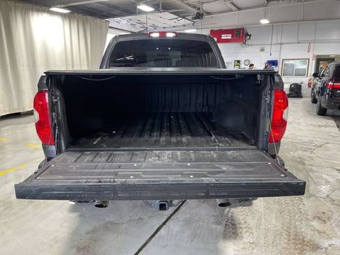 Used 2017 Toyota Tundra Limited w/ Limited Premium Package AWD/4WD image 23