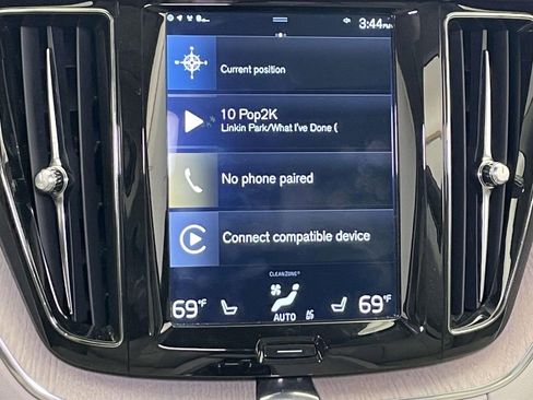 Used 2019 Volvo XC60 T5 Inscription w/ Protection Package AWD/4WD image 23