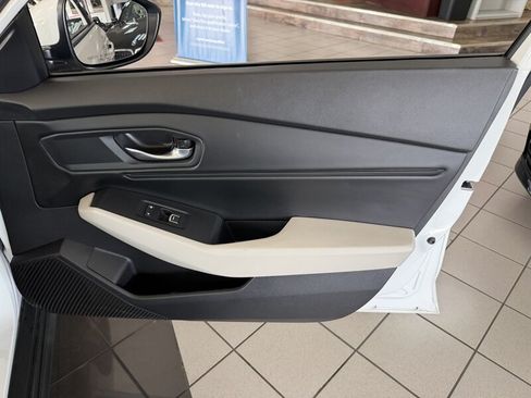 Used 2024 Honda Accord EX image 28