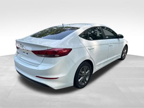 Used 2018 Hyundai Elantra Value Edition FWD image 5